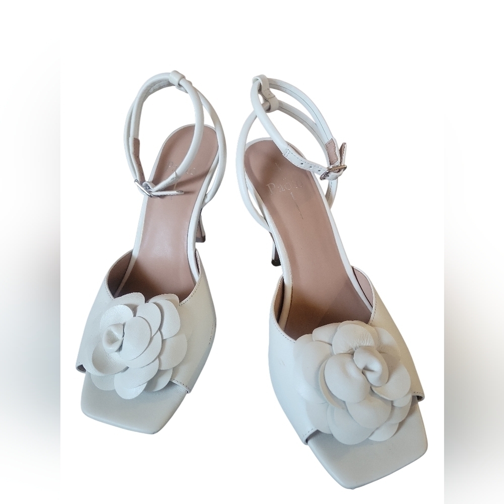 Linea Paolo Women's Off White Heather Ankle Strap Floral Cushioned Heels 7 1/2